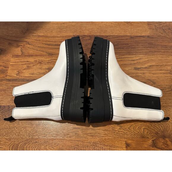 Marc Fisher Women's Pauline Platform Chelsea Boot – White – Size 5.5 Streetwear - Picture 7 of 10